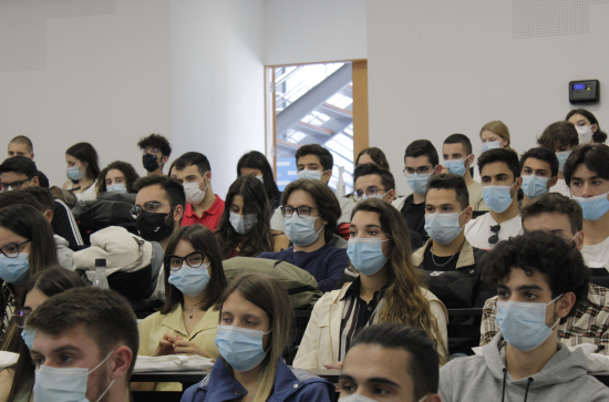 Sessão de Acolhimento aos Novos Estudantes