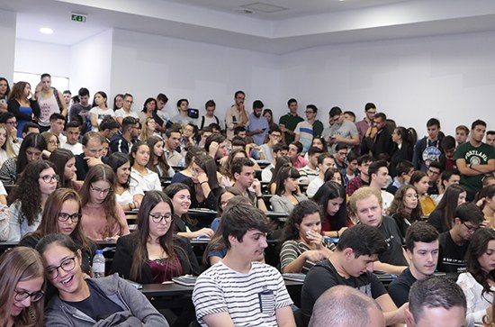 Sessão de Acolhimento aos Novos Estudantes